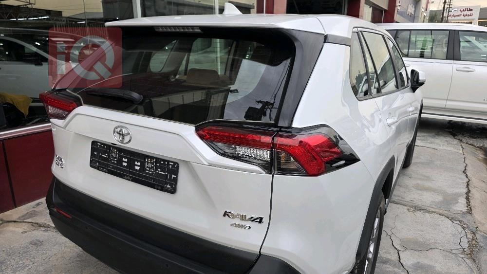 تويوتا راف 4